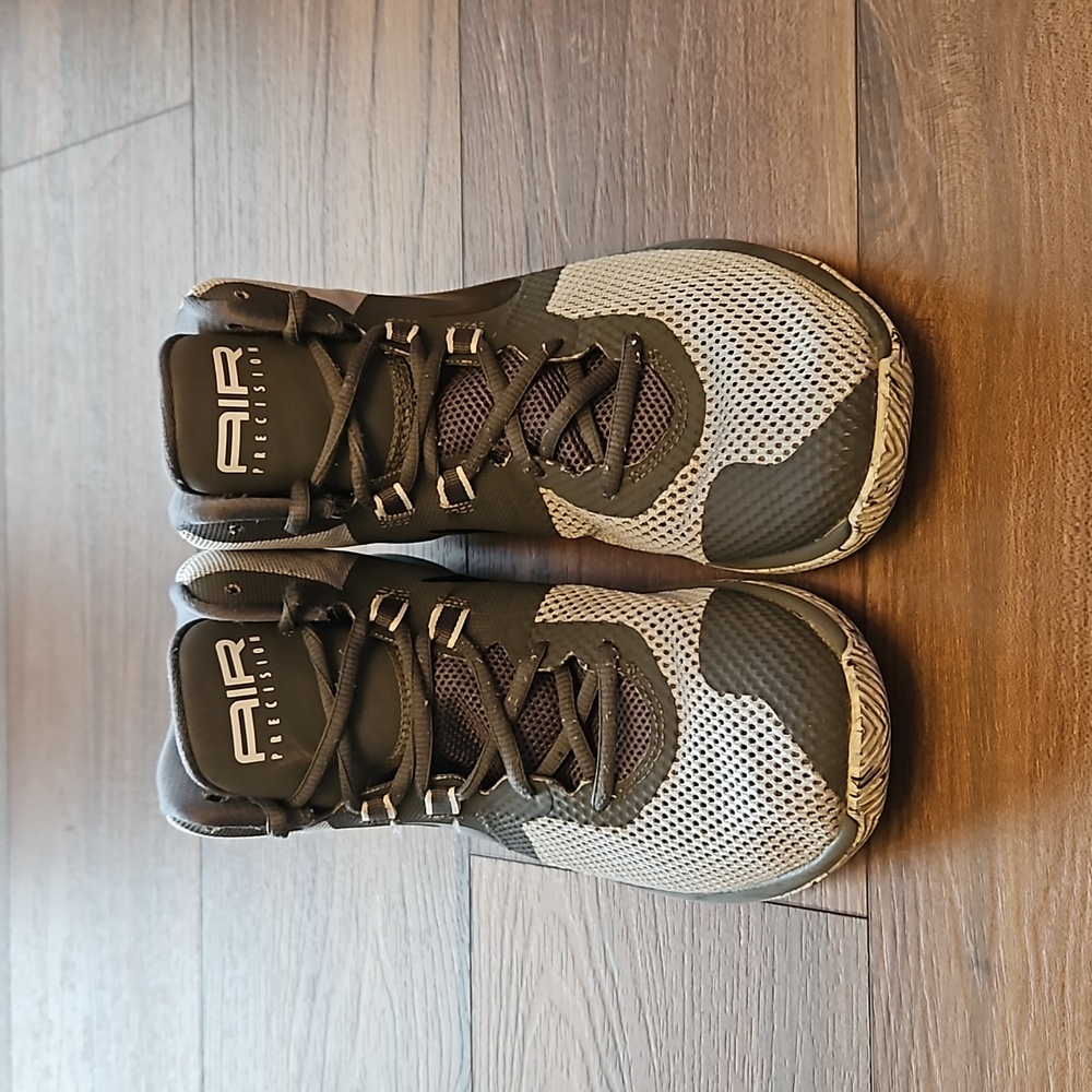 Nike men's size 8
